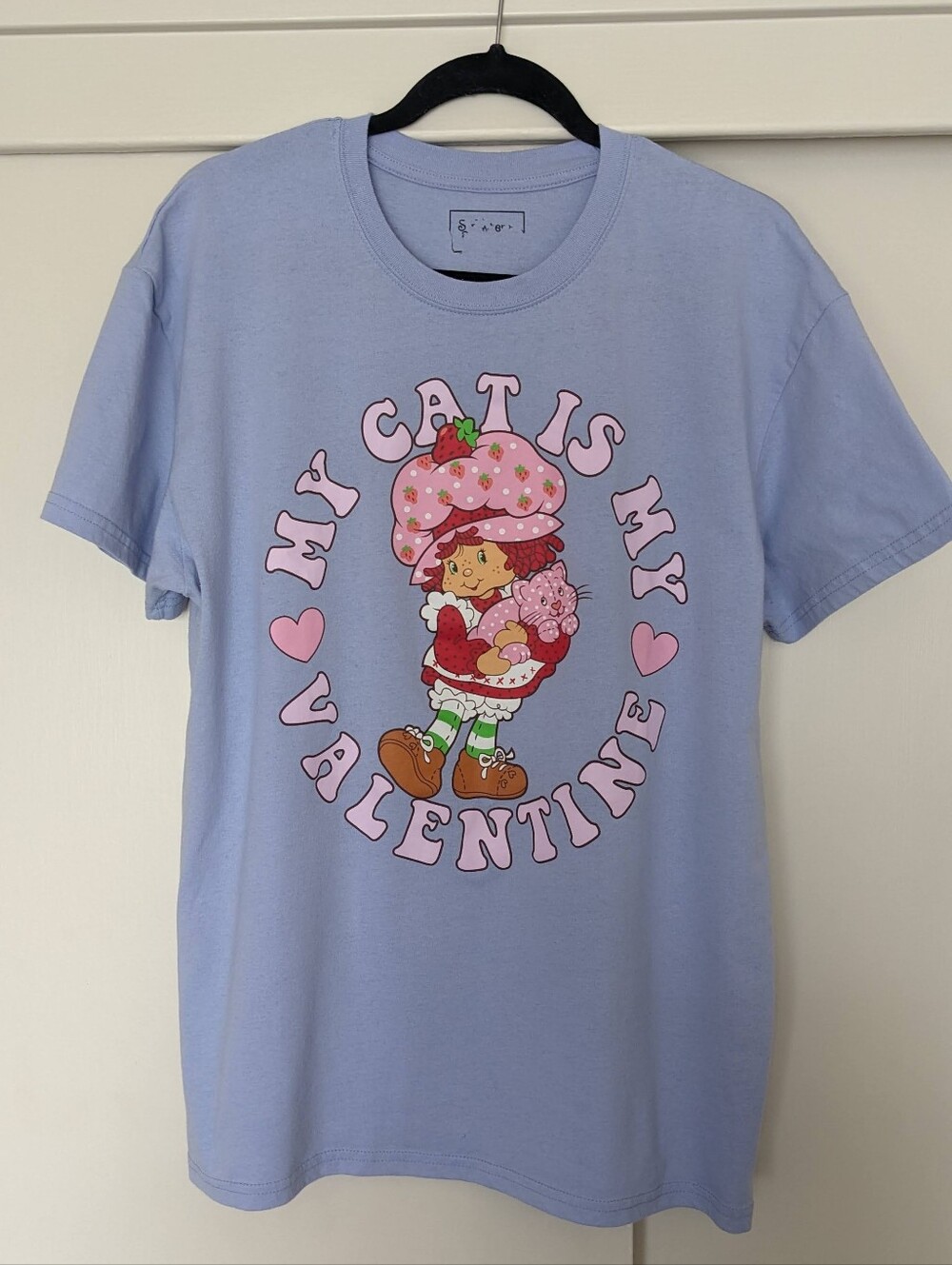 Strawberry Shortcake Cat Short Sleeve Large Tshirt Women’s Periwinkle Lavender